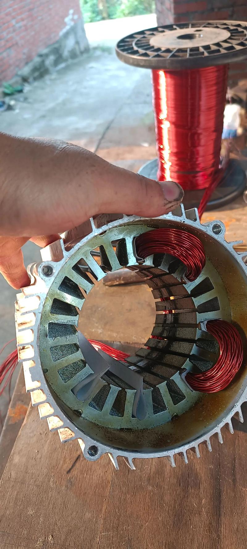 三輪車直流無刷電機(jī)修理!